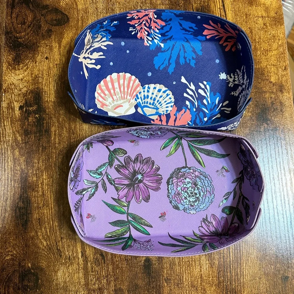 Set:2 Vera Bradley Leatherette Catchall Jewelry/Clutter Trays-set of blue+green